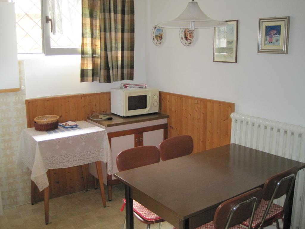 La Virgola Apartments Brenzone sul Garda Rum bild