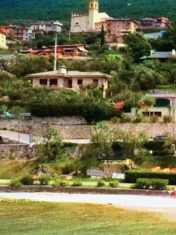 La Virgola Apartments Brenzone sul Garda Exteriör bild
