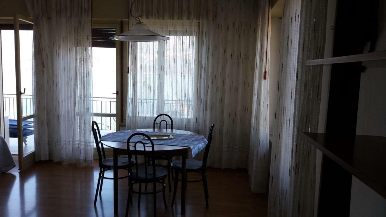 La Virgola Apartments Brenzone sul Garda Exteriör bild